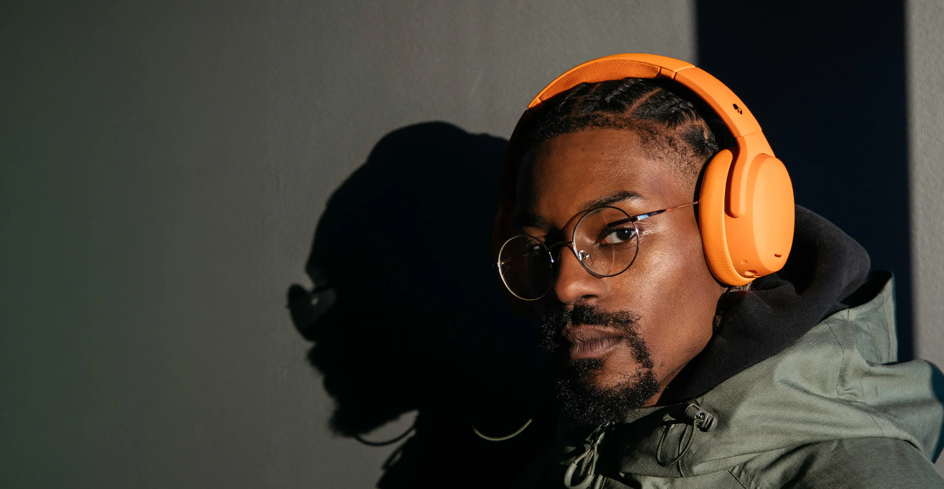 Donāt Just Listen, Feel It.